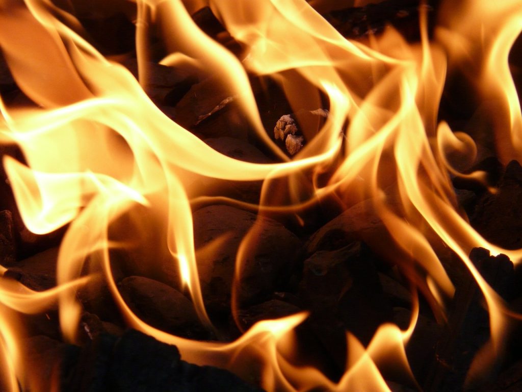 loc de foc in gradina